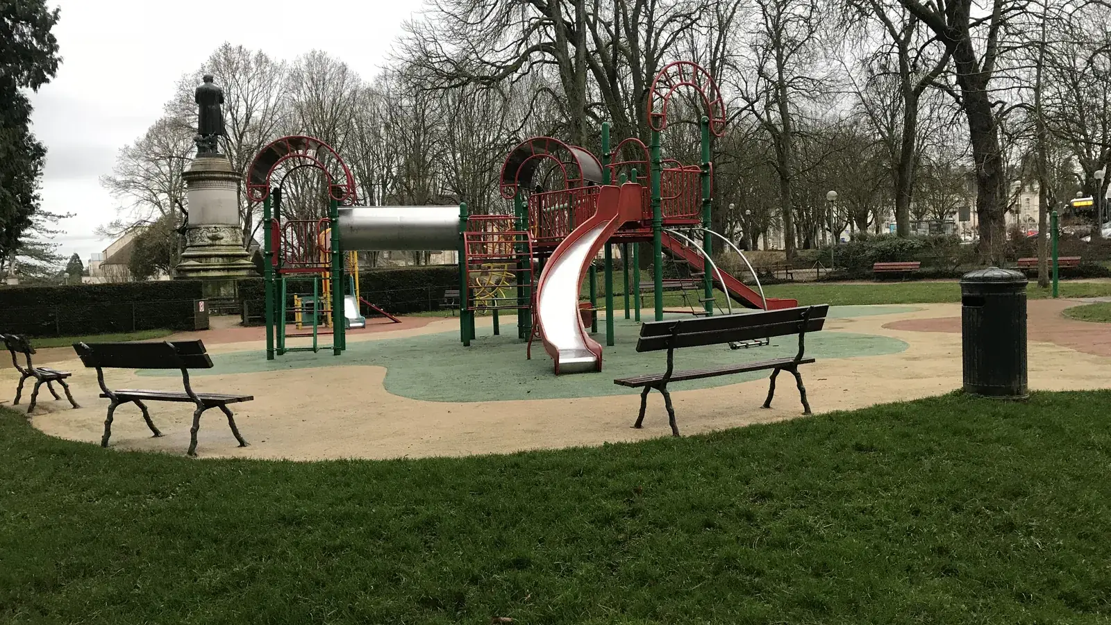 Création et suivi de sites internet Le parc du cours Saint-Mauris à Dole