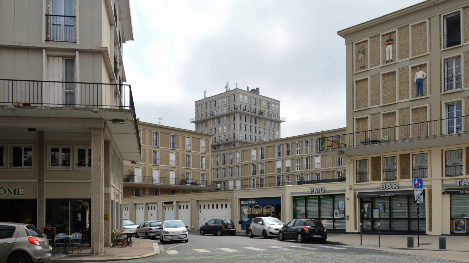 Les immeubles du centre reconstruit du Havre, rue de Paris
