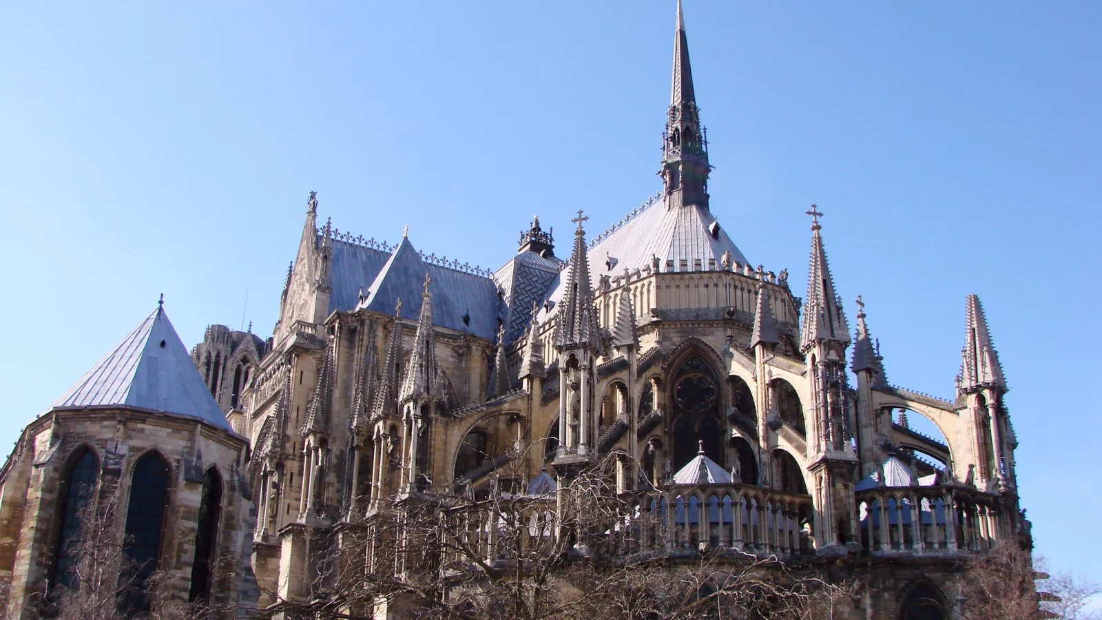 Accompagnement des entreprises Le chevet de la cathédrale Notre-Dame de Reims