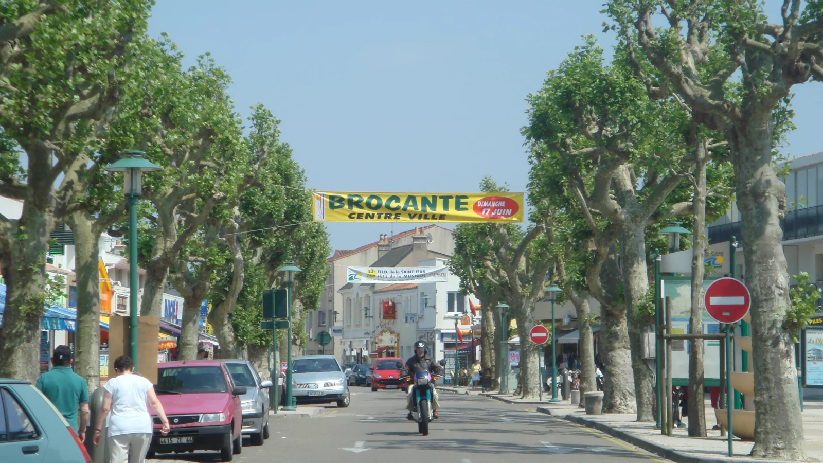 Création et suivi de sites internet Une avenue du centre de Saint-Jean-de-Monts