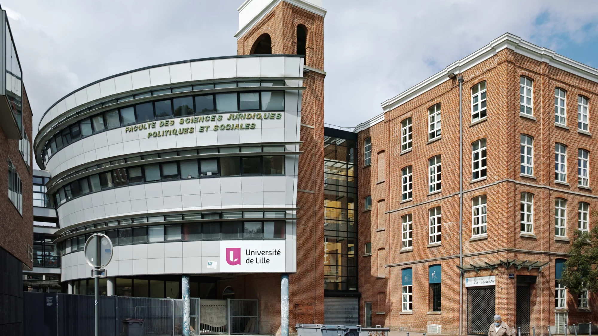 Ancienne filature Le Blan reconvertie en université à Lille