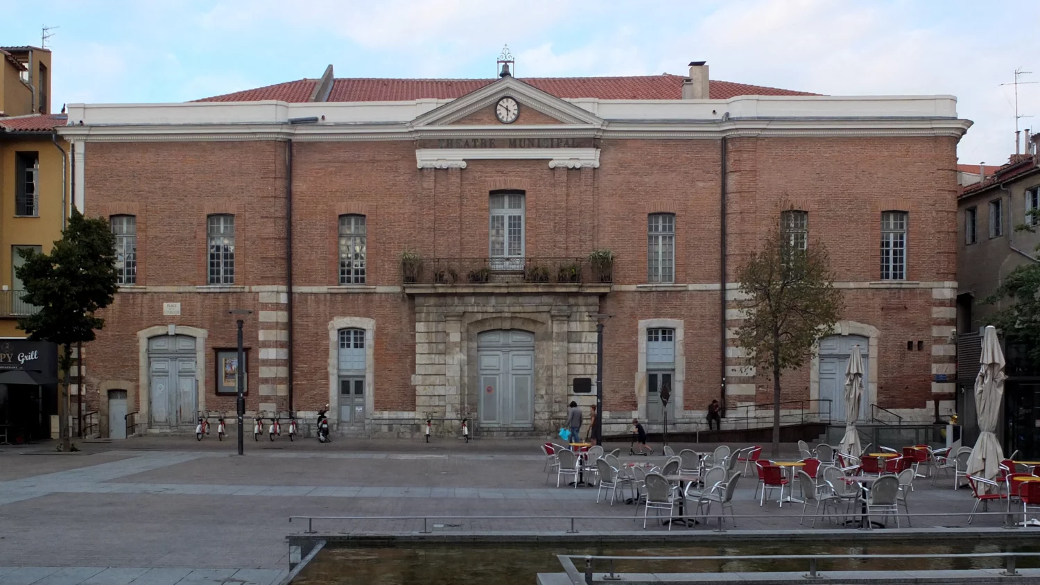 Façade du théâtre municipal de Perpignan