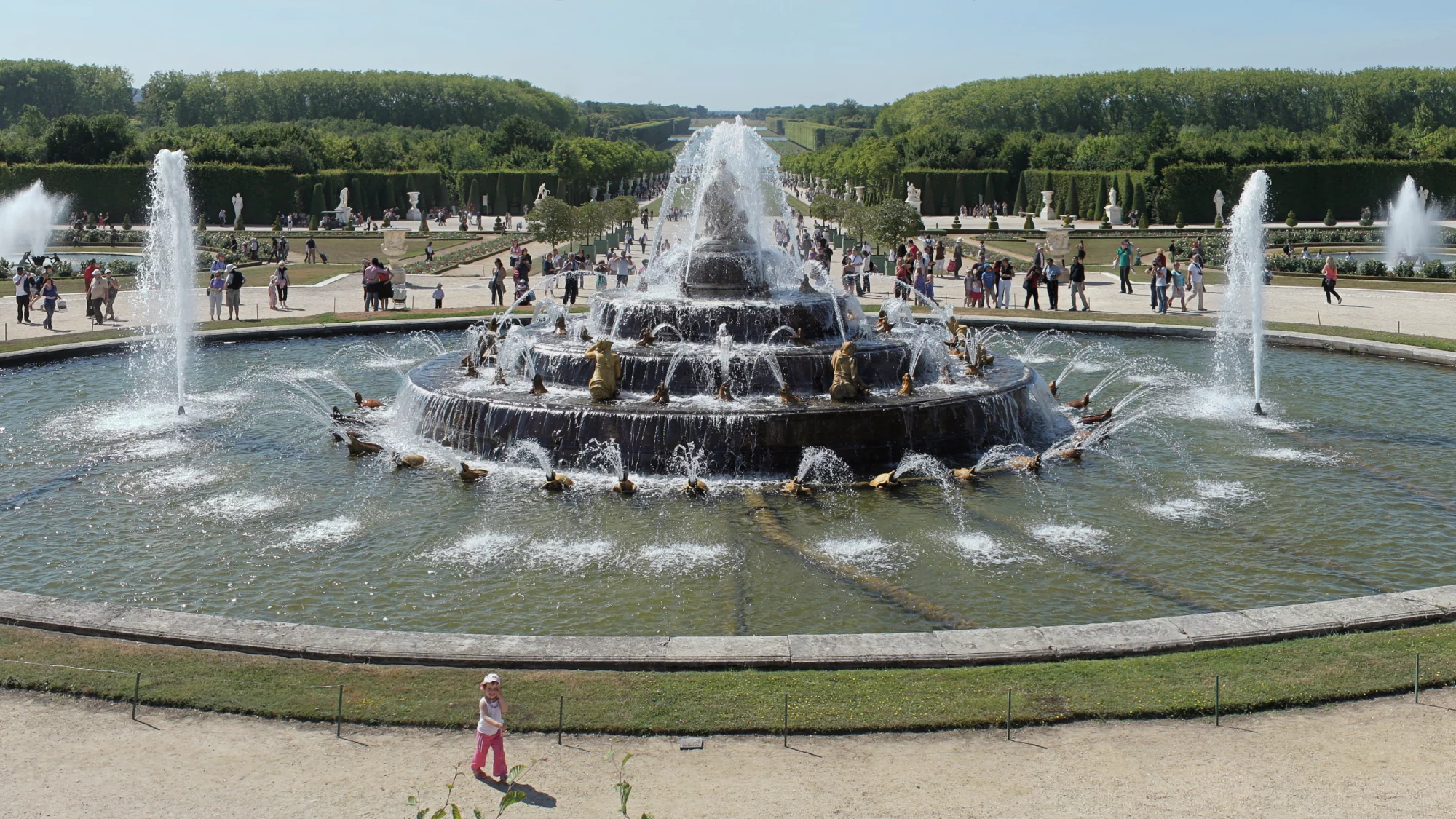 Bassin de Latone et jardins du château de Versailles